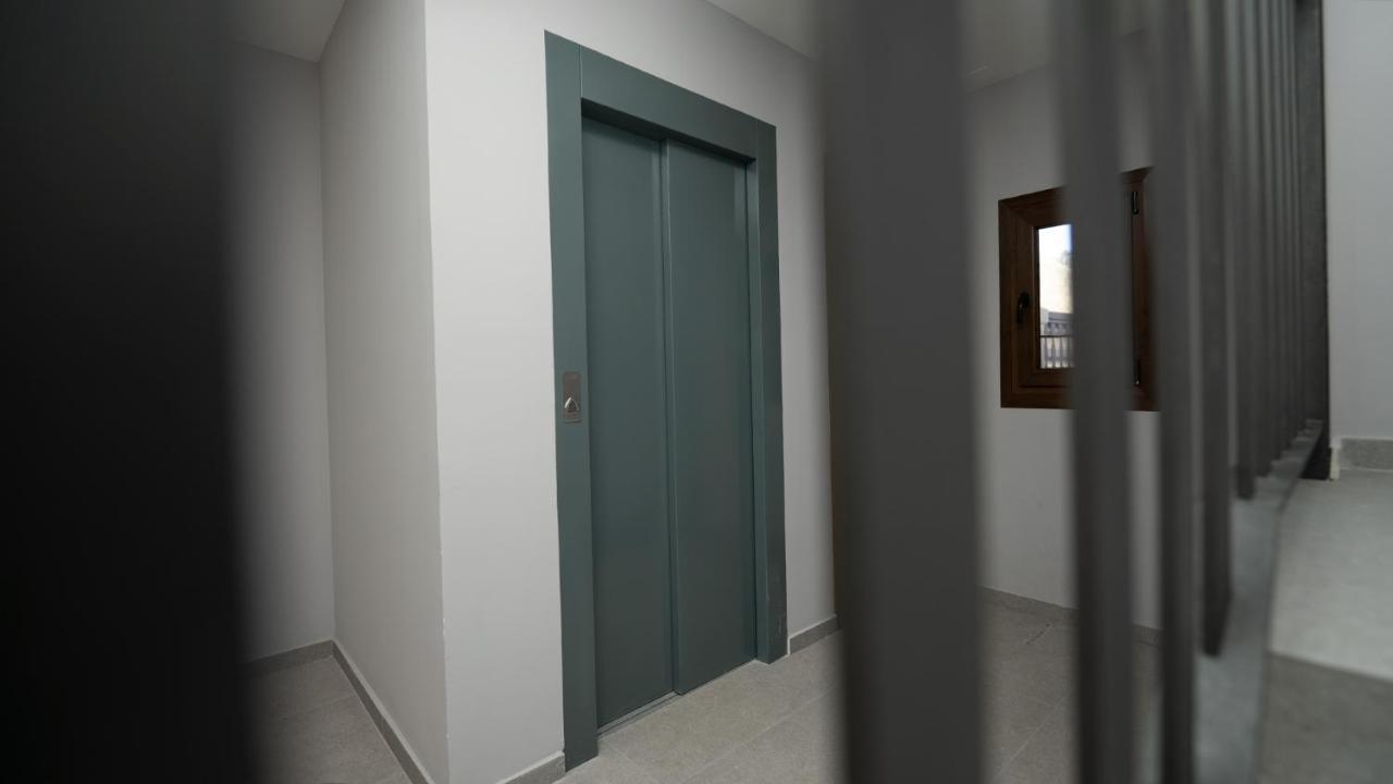Apartamentos Puerta De Occidente Cornellana Exterior foto