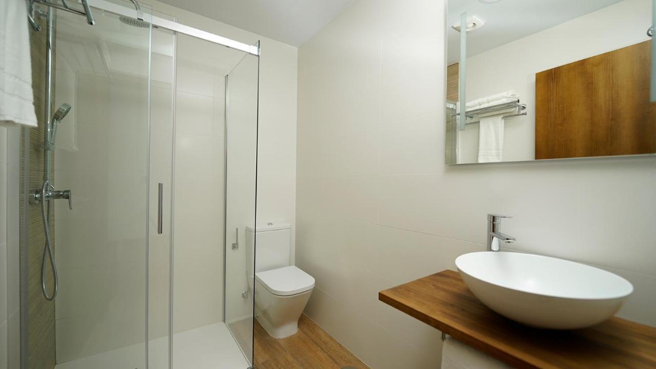 Apartamentos Puerta De Occidente Cornellana Exterior foto